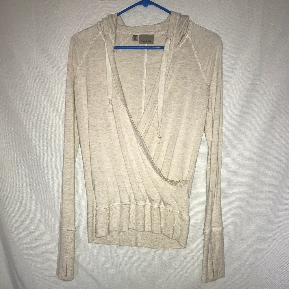 Cream Colored Athleta Wrap/Inner Twist Long Sleeve Shirt/Sweater-Sz XS